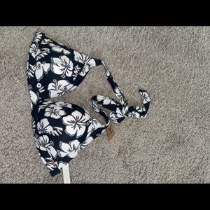 PINK Victoria's Secret Black and White Floral Bikini Top